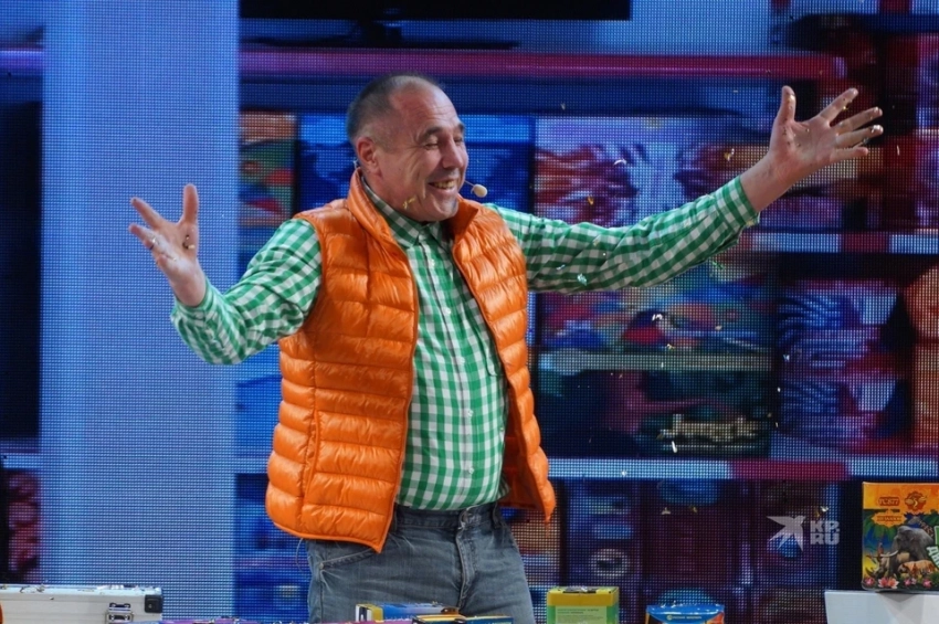 Оскандалился в метро и развелся с женой из-за денег: неожиданные факты о звезде «Уральских пельменей» Дмитрии Соколове