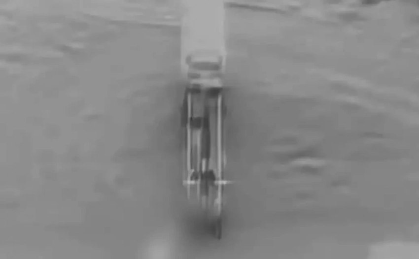 Появились кадры удара ВВС ЦАХАЛ по пусковой установке баллистических ракет и движущемуся автомобилю на территории Ирана