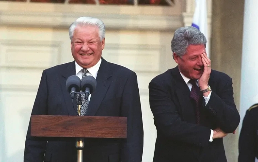 Экс-советник ЦРУ: США следует «дружить» с Россией, чтобы вместе противостоять Китаю