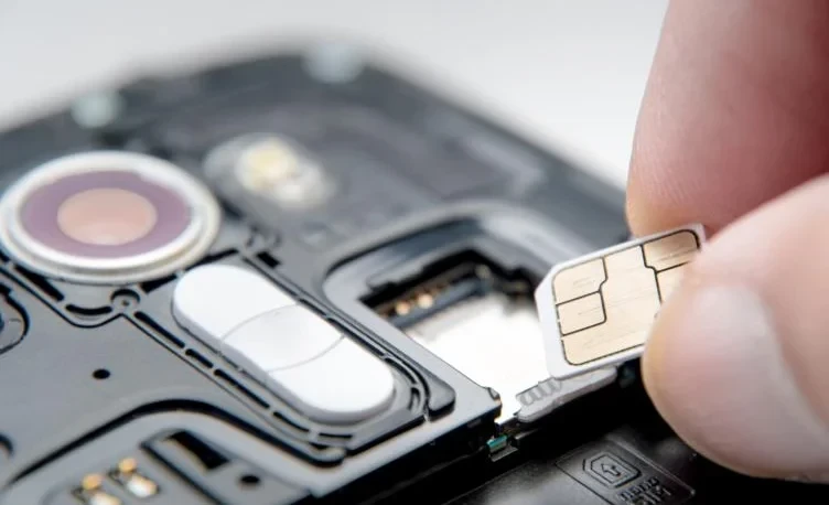 В России с ноября можно будет оформить на человека не более 20 sim-карт