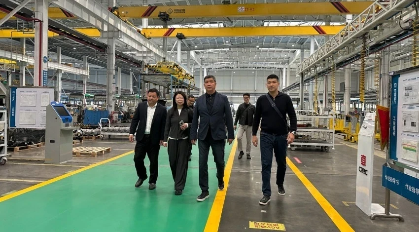 Мэр города Бишкек Айбек Джунушалиев с рабочим визитом посетил КНР