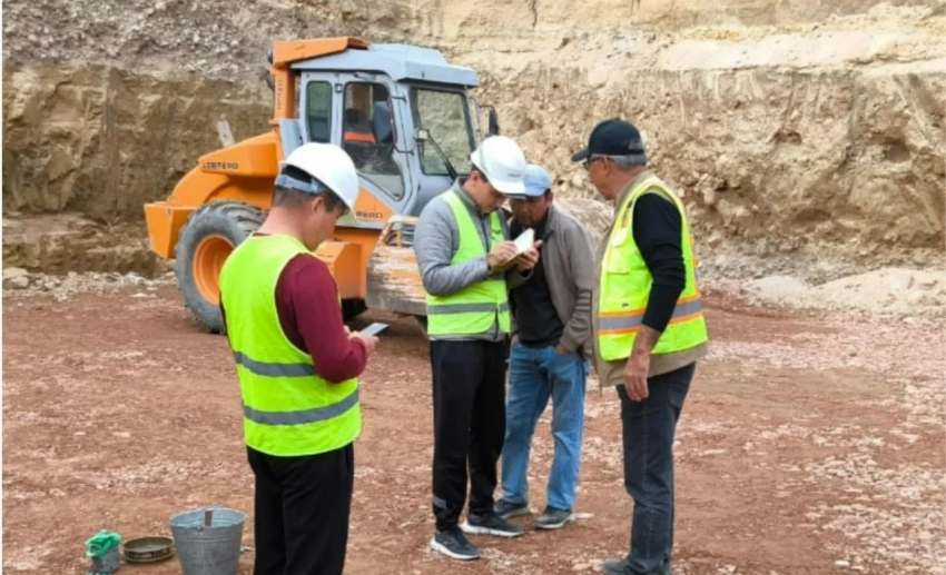 Проверено качество грунта под строительство нового жилого комплекса в Чолпон-Ате
