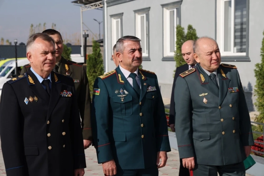 Главы погранведомств СНГ посетили заставу на границе с Узбекистаном