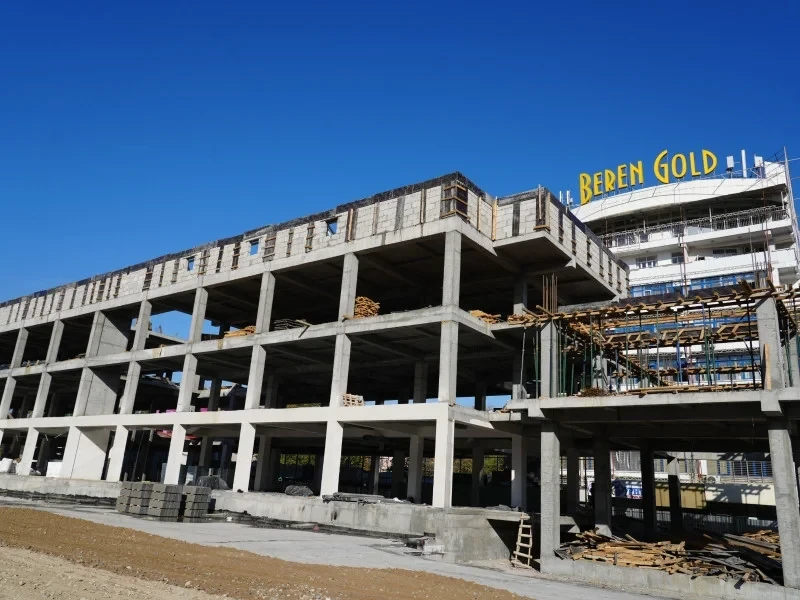 Айбек Джунушалиев проверил работы на ключевых социальных и инфраструктурных объектах столицы