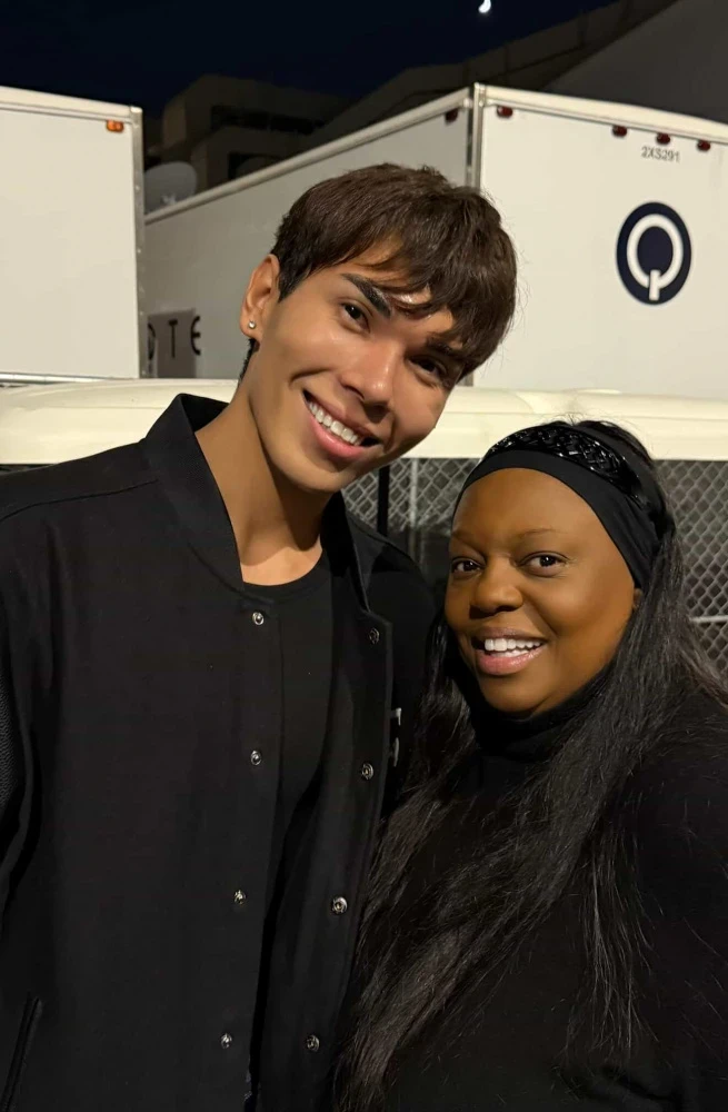 Визажист из Кыргызстана Байнур Куштарбеков вошел в команду на Vogue World 2025 в Голливуде