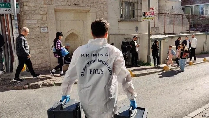 Семья туристов скончалась после отравления в Стамбуле