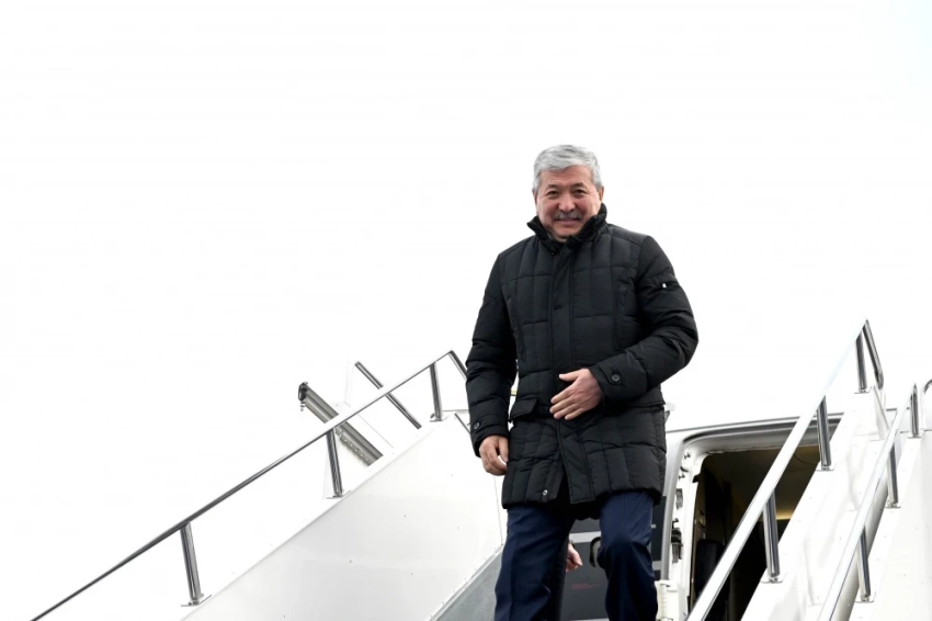 Глава кабмина прибыл в Казахстан с рабочим визитом. Как его встретили