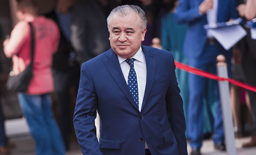 Омурбек Текебаев рассказал о ходе голосования кыргызстанцев в Германии и Польше