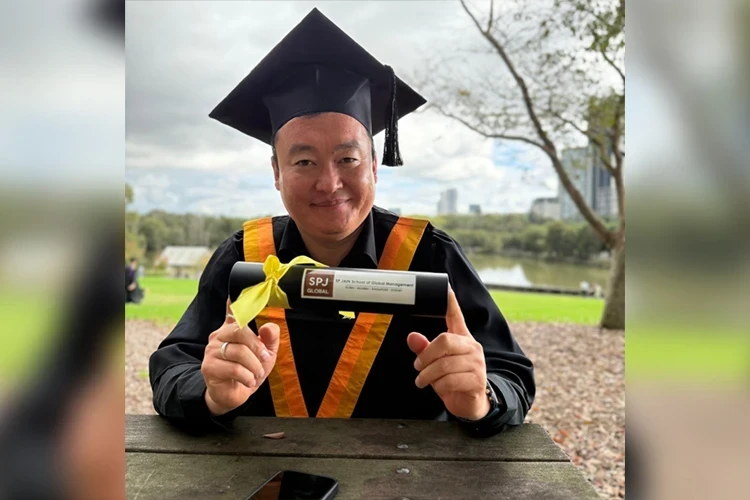 От Ай-Тамги до Мельбурна: как кыргызстанец стал директором школы в Австралии