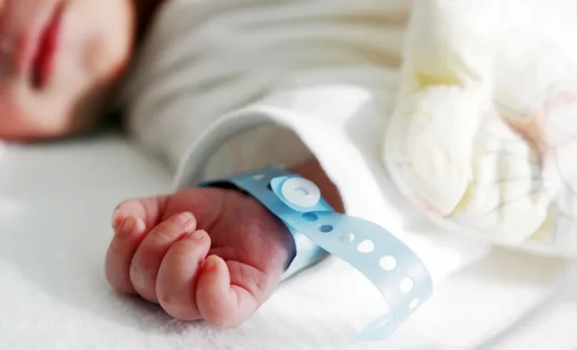 В новой больнице Ак-Талинского района родились первые два младенца