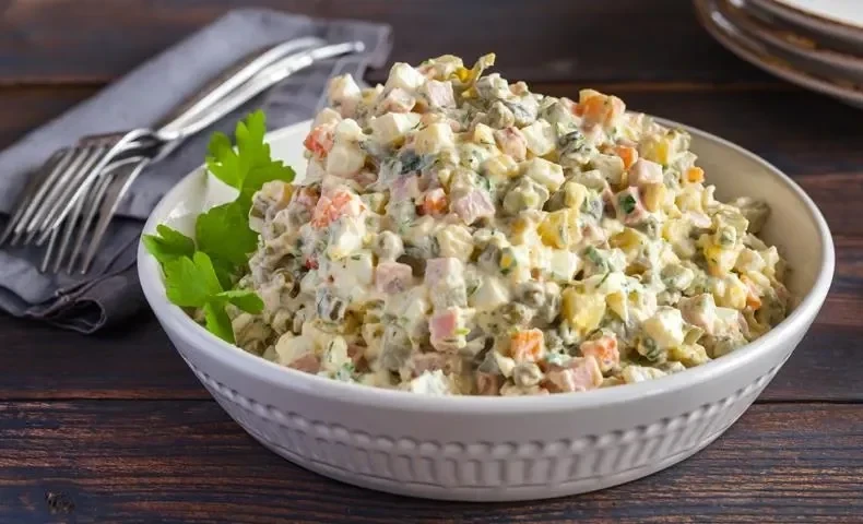 Во сколько в Бишкеке обойдется салат оливье на новогодний стол 2026 года