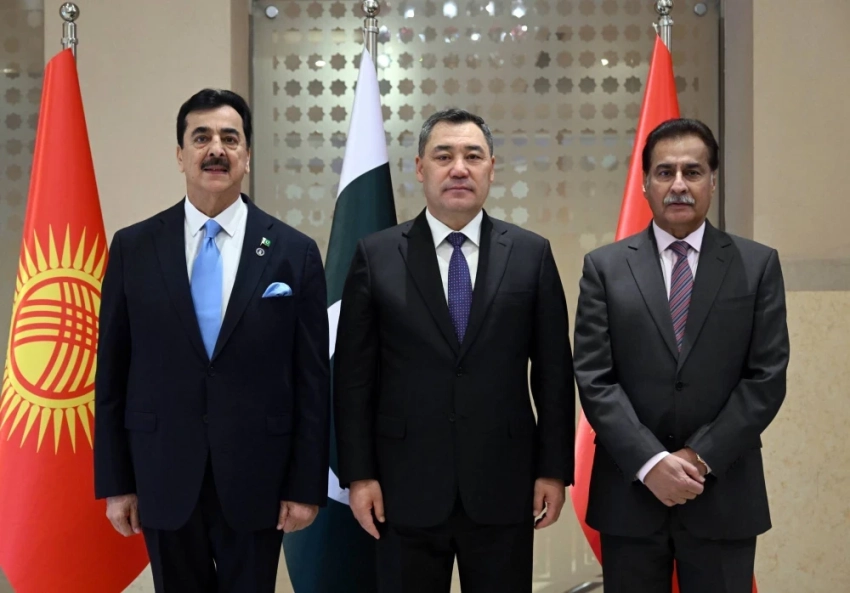 Спикер Нацассамблеи Пакистана поздравил Садыра Жапарова с выборами в Жогорку Кенеш