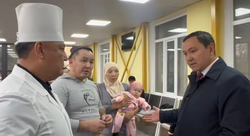 Рост ОРВИ и гриппа. В Бишкеке откроют дополнительные койки и мобильные клиники