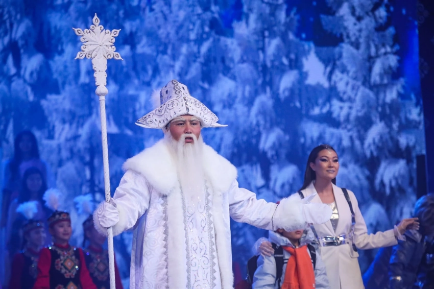 В Бишкеке прошла президентская елка