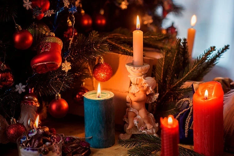 Рождестводо жана Святкиде кандайча божомол кылуу керек: сүйүү жана келечек үчүн беш жөрөлгө