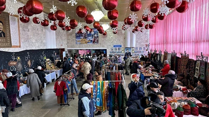 Караколдо 2026-жылдагы салттуу Karakol Winter Fair ярмаркасы өтүүдө