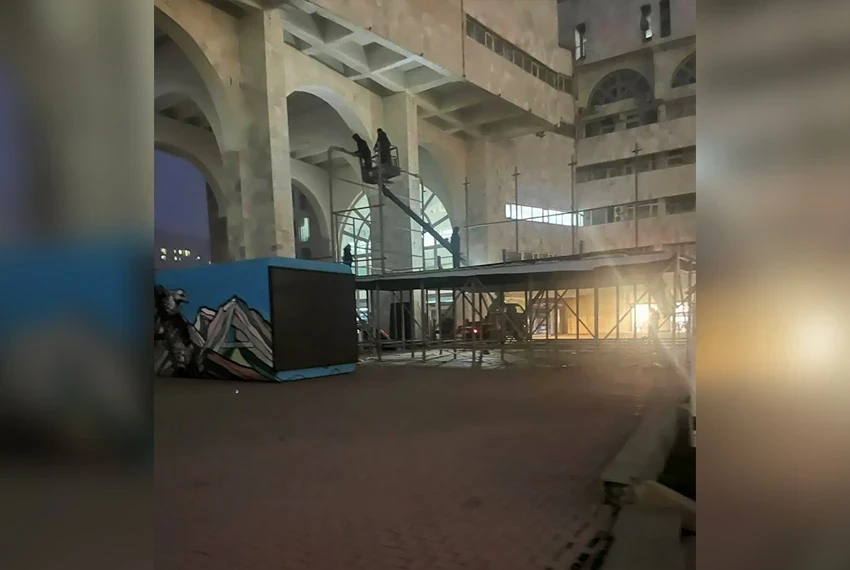 The "Nomad-TV" studio on Ala-Too Square is being dismantled