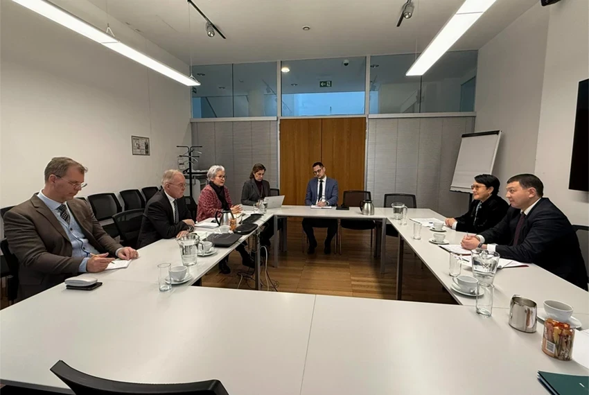 Свободу слова в Кыргызстане обсудили глава Минкультуры и представитель ОБСЕ