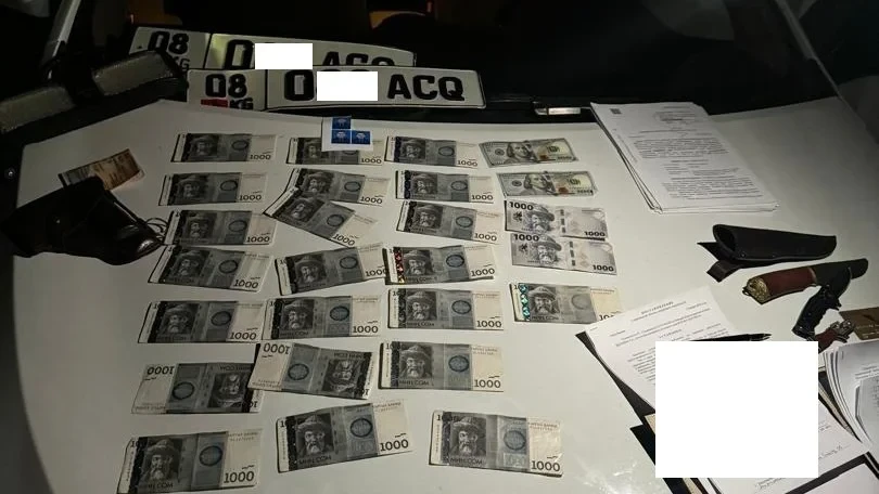 Жайыл районунун ИИБ кызматкери пара талап кылгандыгы үчүн кармалды