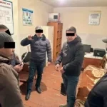 Police officer in Osh was "covering" illegal labor migrants