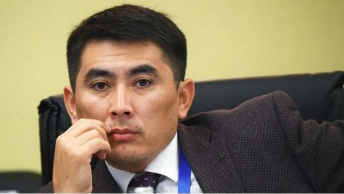 The Minister of Foreign Affairs has a new deputy