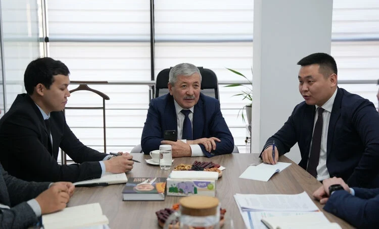 Adylbek Kasymaliev Familiarized Himself with the Activities of the National Investment Fund