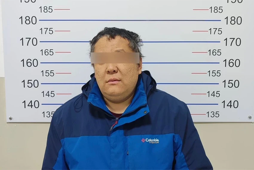 Аферист под маской ГКНБ обманом забрал $17 тысяч