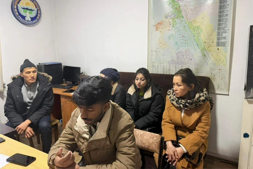 Foreign students detained in Osh for presenting fake checks to drivers