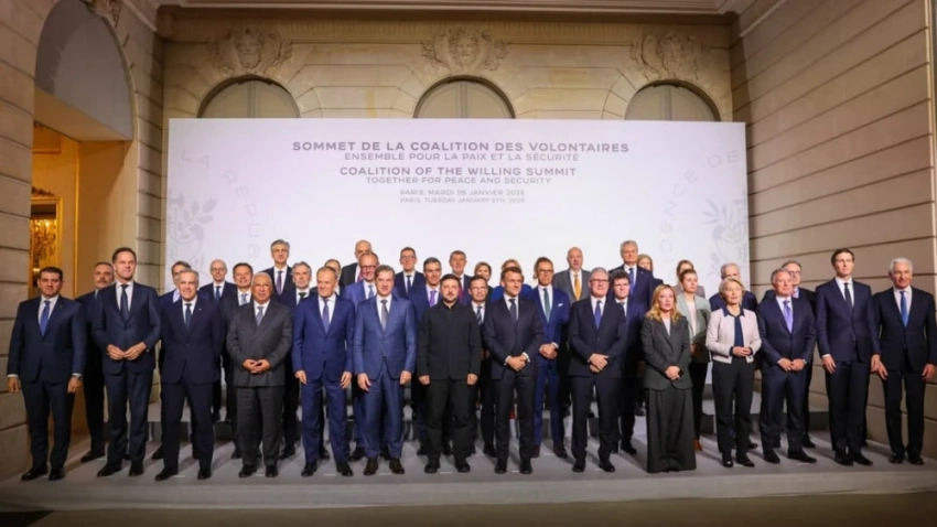 Зеленский, Макрон жана Стармер Киев үчүн кепилдиктер жана конфликт аяктагандан кийин Украинада аскерлерди жайгаштыруу боюнча декларацияга кол коюшту