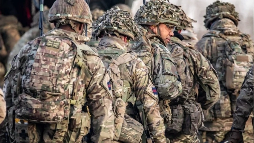 The Times: Улуу Британия жана Франция Украинага тынчтык келишими түзүлгөндөн кийин 15 миң аскер жиберүүнү пландаштырууда