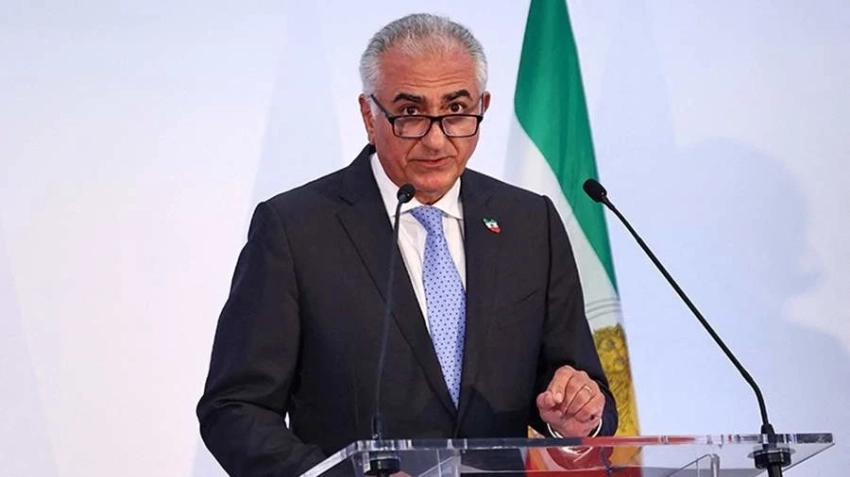 The son of the overthrown Shah of Iran, Reza Pahlavi, announced his readiness to return to the country.