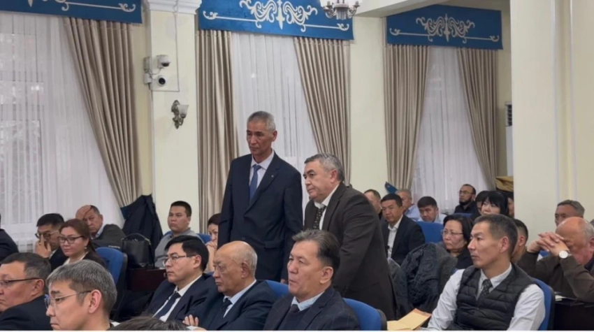 The Ministry of Health has removed the heads of two cardiology centers