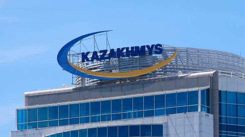 «Отодвинуть старые группы влияния». Как стратегические активы в добывающей отрасли Казахстана меняют владельцев