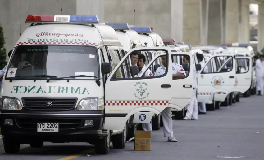 Число погибших при крушении поезда в Таиланде выросло до 22 человек