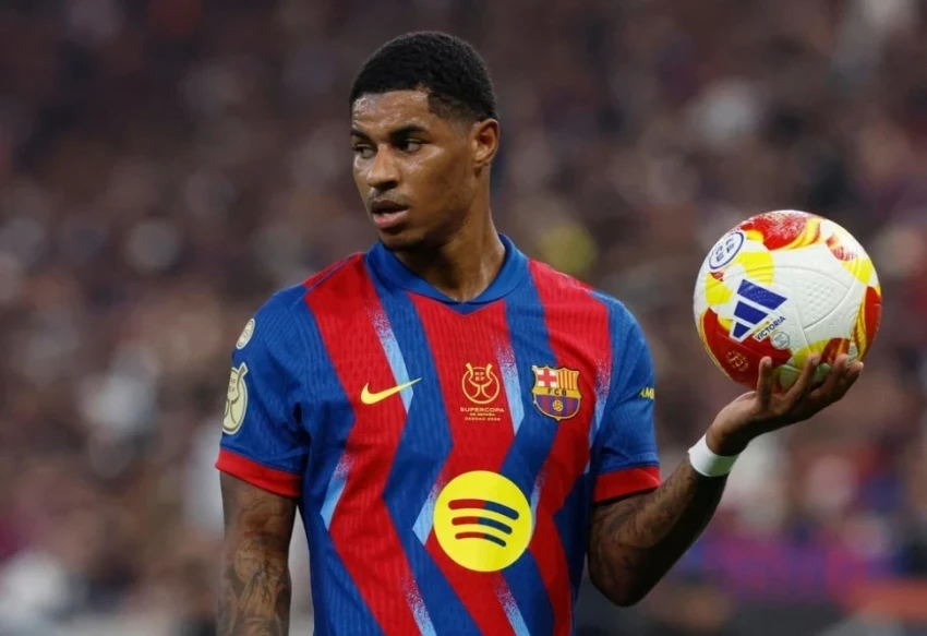 "Barcelona" aims to secure a permanent transfer of Marcus Rashford