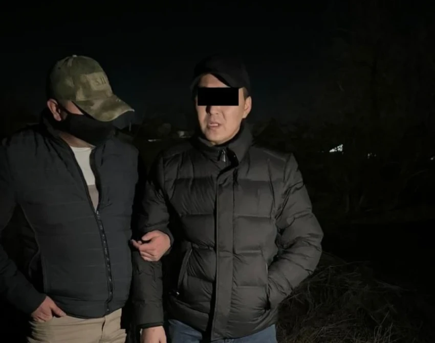 Жайыл районунда милиция капитанын пара алуу боюнча кармашты