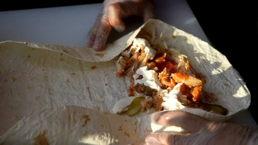 17 адам Бишкектеги шаурмадан ууланган