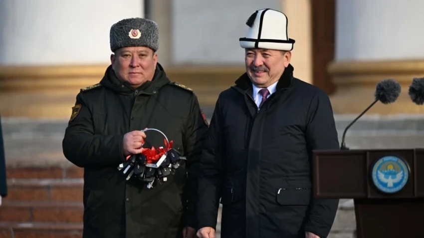 The Ministry of Defense has been handed the keys to 81 vehicles