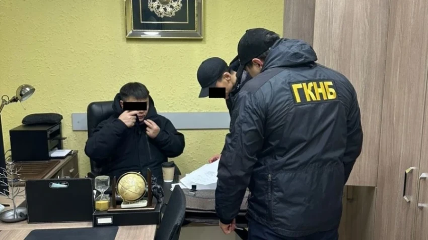 In the case of pawnshops, lawyer Rustam Isaev has been detained