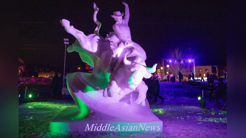 Монголы заняли второе место на ЧМ по снежной скульптуре в США. Фото