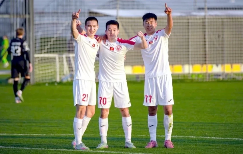 "Узген" готовится к сезону на сборах в Турции