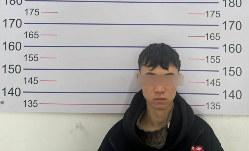 In a Bishkek hotel, a guy killed a girl with a knife blow to the neck.