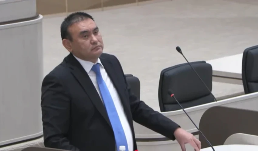 Kyrgyzstan May Introduce Countermeasures Against Uzbekistan's Demands for Drivers