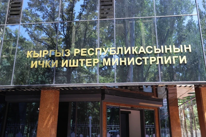 The Ministry of Internal Affairs of Kyrgyzstan extends the licensing period for taxi operations until July 1, 2026.