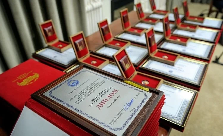 The Youth Award named after Chyngyz Aitmatov will be awarded every three years.