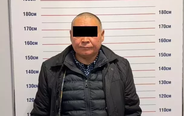 Head of the Water Management Department of the Ak-Suu District Detained. Rented Out Special Equipment, Embezzled Funds