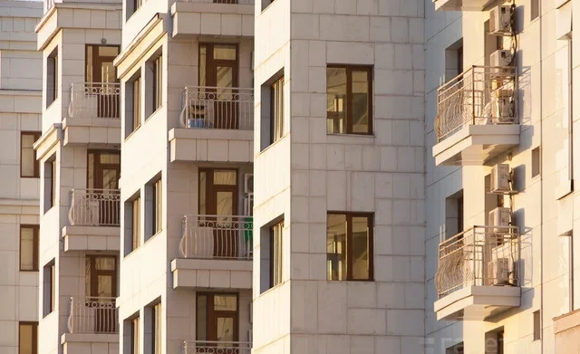 The Ministry of Construction announced the cost of apartments in Bishkek and Osh