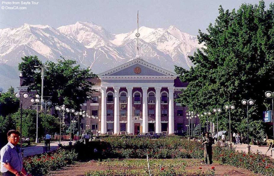 A new building will be constructed for the Bishkek City Hall. What will happen to the old one?