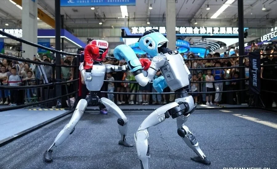 Китай планирует выпуск до 1 млн человекоподобных роботов в год к 2027 году