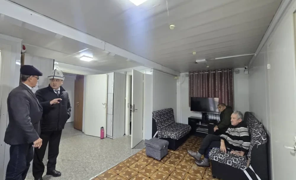 The director of the social institution for the elderly in Sulyukta stated the need for building modernization.